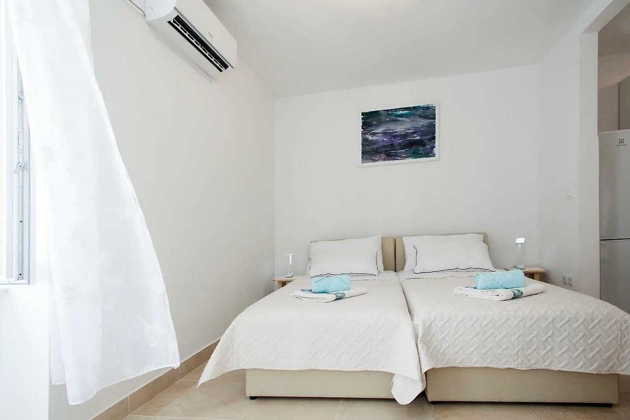 King\'S Garden Studio location