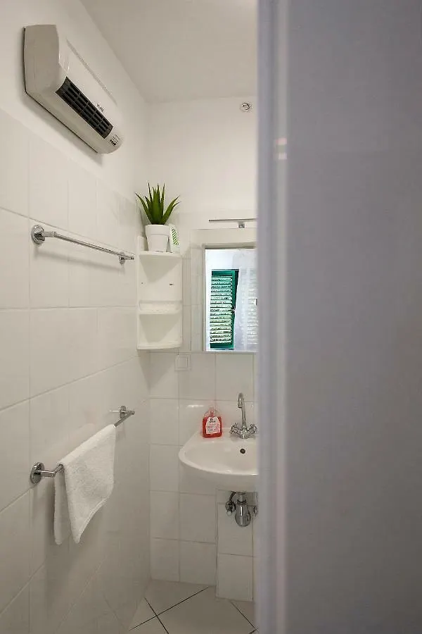 King'S Garden Studio Apartman Split